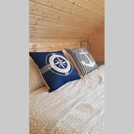 Domki Letniskowe Ahoyrozewie Bagian luar foto