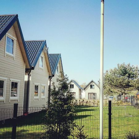 Domki Letniskowe Ahoyrozewie Bagian luar foto